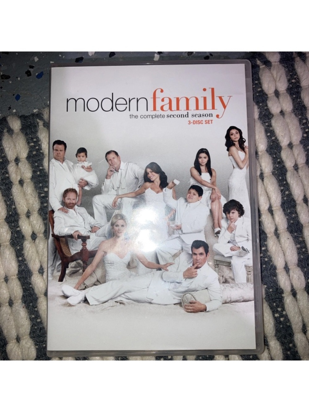 ABC Modern Family The Complete second 2 Season two DVD disc box collection Set